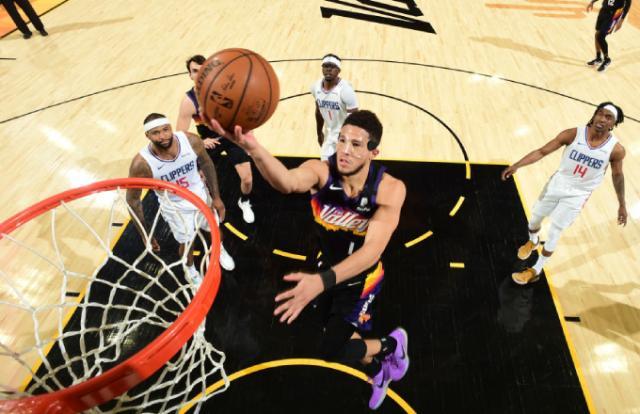 华体会体育-持续低效!布克不擅逆风球 太阳3比2仍不保险?